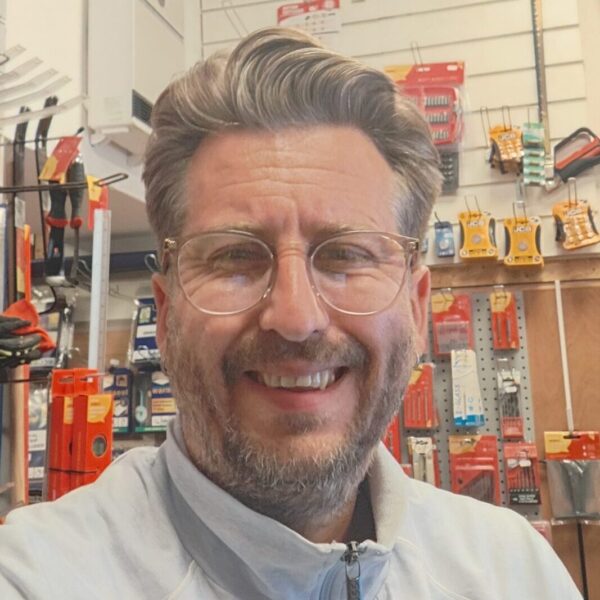 Head shot photograph of Cllr Scott Borrows