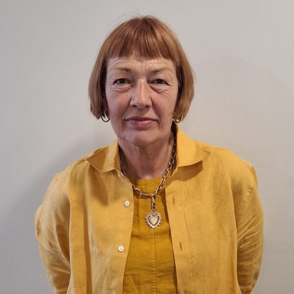 Head shot photograph of Councillor Kate Macdonald